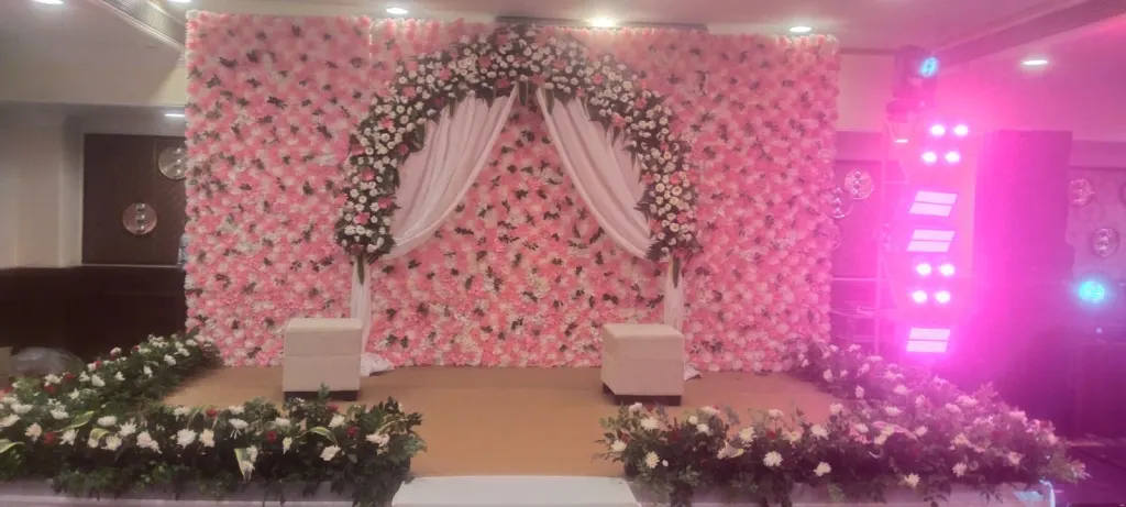 Reception Decoration by Wedding Flower Decoration